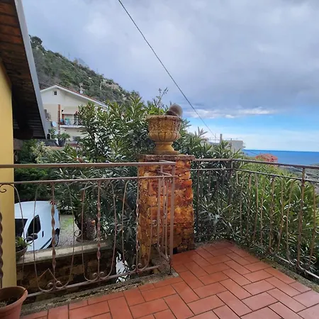 Il Portico Sul Mare, Con Parking And Wifi